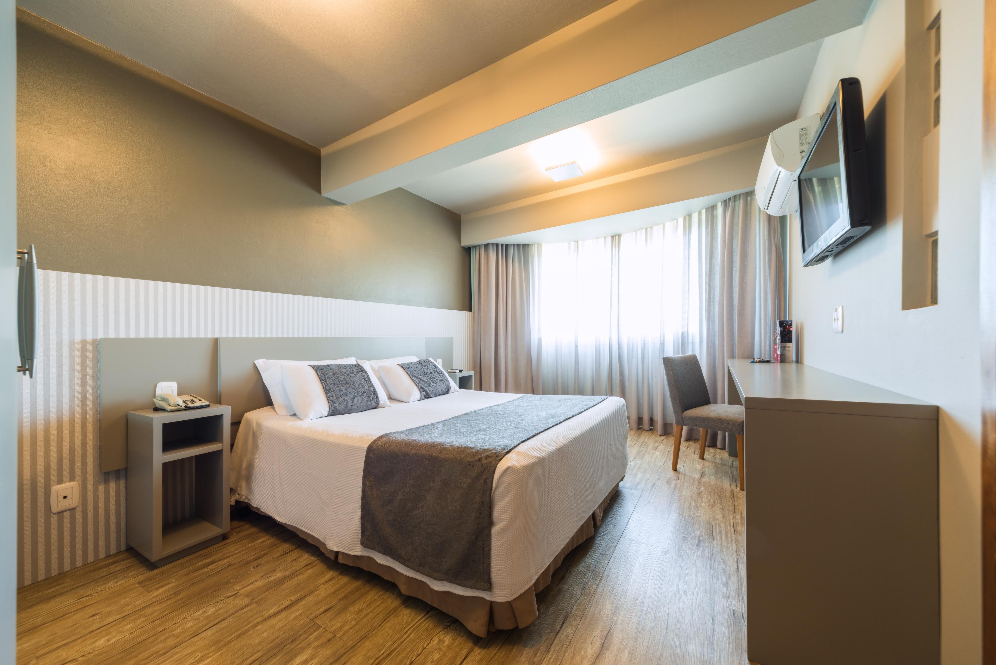 Hotel Laghetto Siena Грамаду Екстер'єр фото