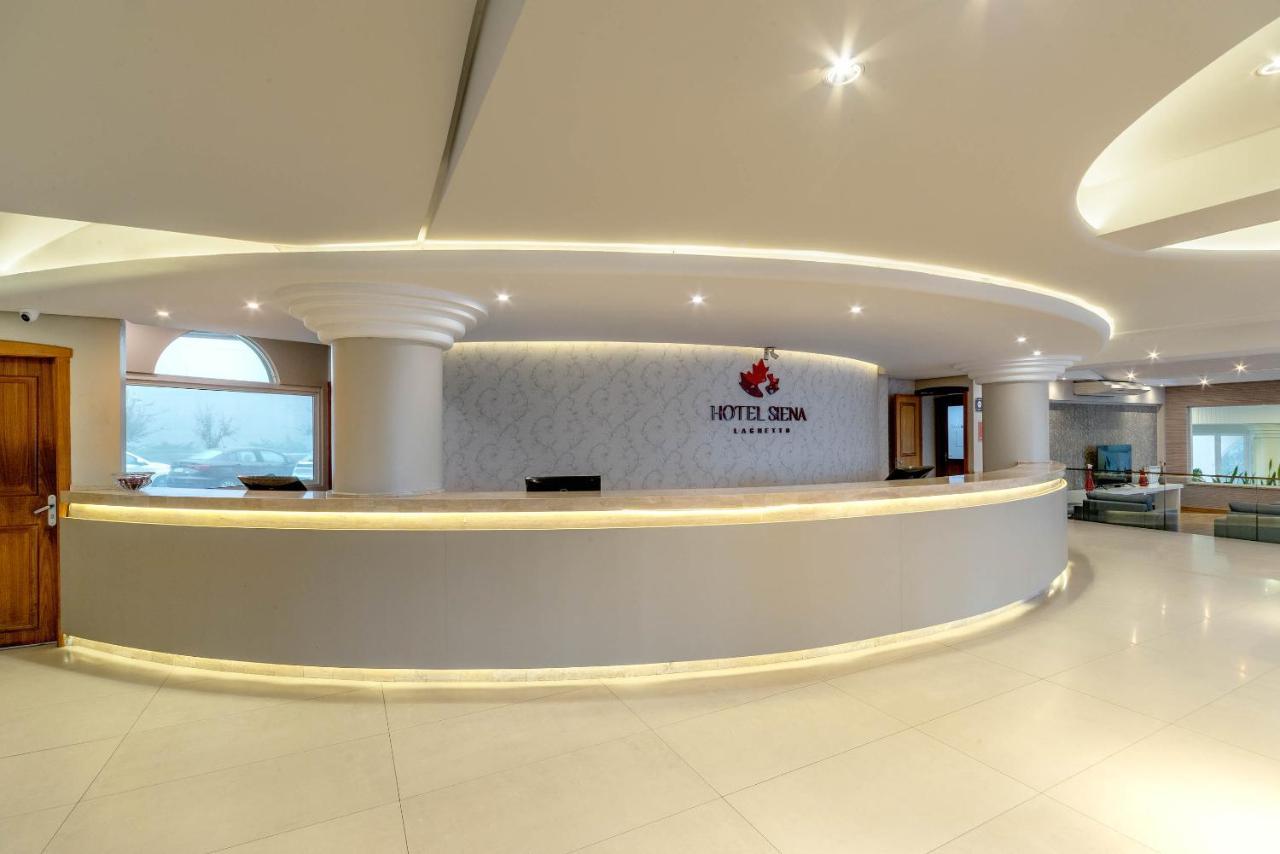 Hotel Laghetto Siena Грамаду Екстер'єр фото